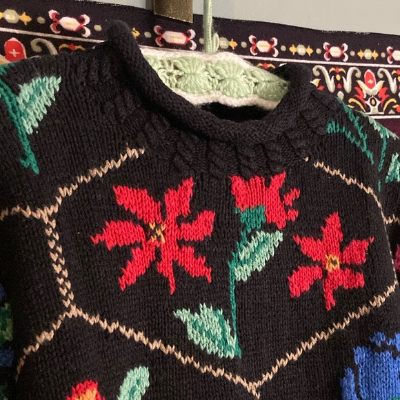 vintage 90s Hunt Club black floral heavy knit sweater - Picture 6 of 9